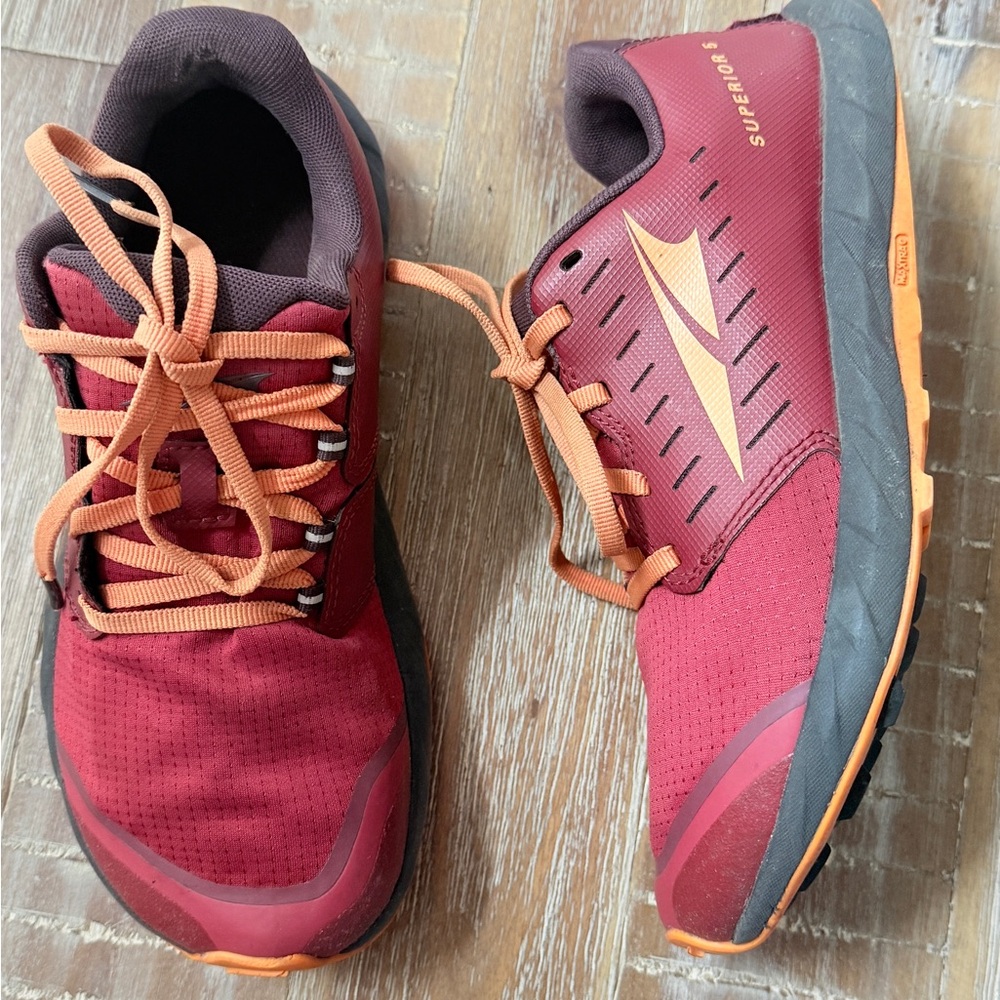 Altra Superior 5 women’s trail running shoes minimalist sneakers